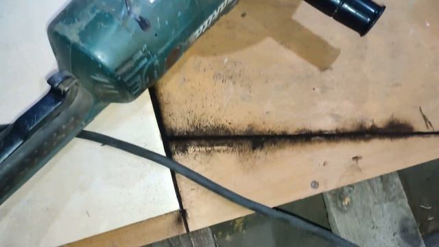 Счастливое времяпрепровождение у соседа в гараже. Прекрасная донецка жизнь. Лучший город на свете. смотреть онлайн