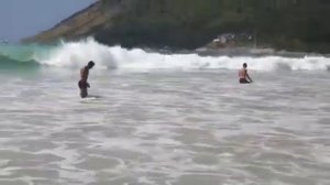 Най Харн Пхукет. Большие волны, обратное течение