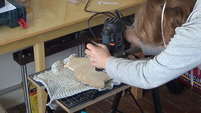 Резные часы из дерева своими руками. смотреть онлайн