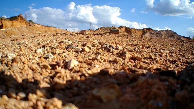 Drone Hubsan X4 H501m - Teste com vento смотреть онлайн