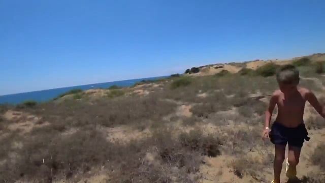В Турции попали в пустыню Сахару...Тут много змей и колючек. смотреть онлайн