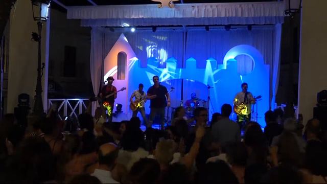 La Movida - Bailaré sobre tu tumba + La Bamba + Chica ye-yé + Twist and shout смотреть онлайн