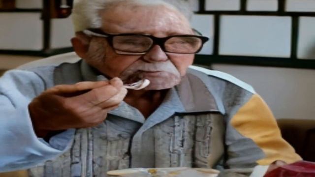 [AI] grandpa eating with old lady смотреть онлайн
