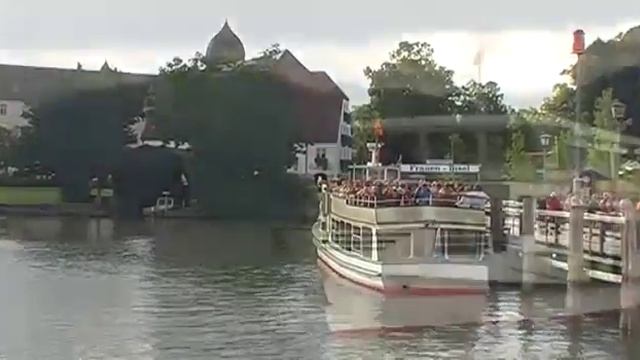 CHIEMSEE, GERMANY - travel shorts смотреть онлайн