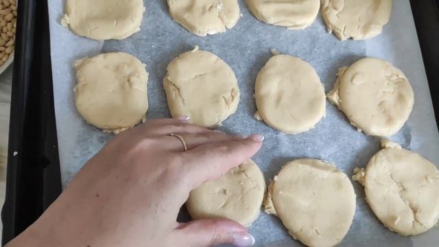 Печенье песочное с кедровыми орешками.? смотреть онлайн