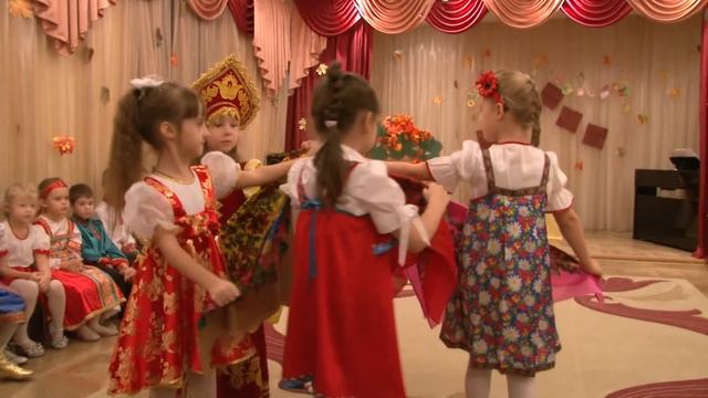 ОСЕННИЙ УТРЕННИК 2 смотреть онлайн