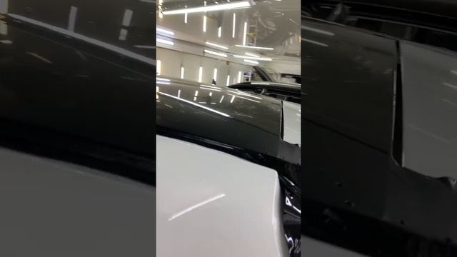 Mazda CX-5 - оклейка крыши и плавника чёрной гибридной плёнкой с идеальным зеркальным глянцем смотреть онлайн