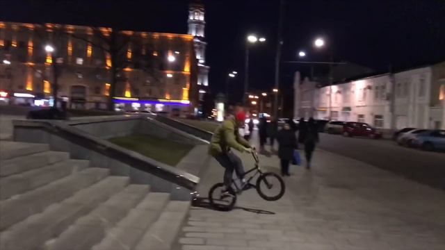 BMX VLOG: BMX VS CAR, СЛОМАЛ НОГУ С 360 смотреть онлайн