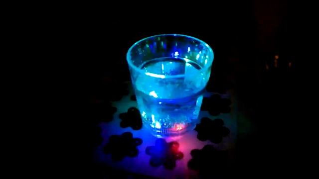 Стакан с подсветкой смотреть онлайн