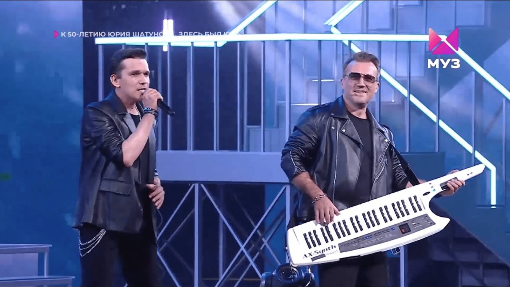 Новые Самоцветы - Тающий снег (Здесь был Юра, МУЗ ТВ) смотреть онлайн