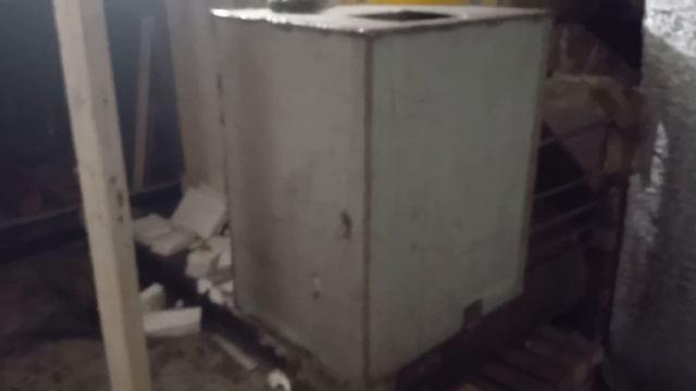 БАНЯ НА КОЛЕСАХ. Установили печь в кунг смотреть онлайн