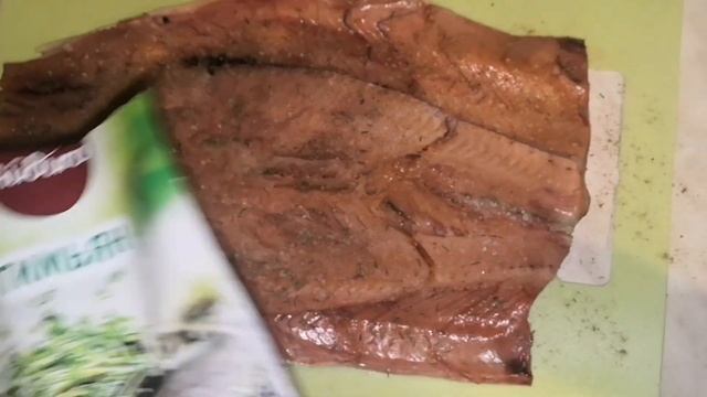 Рыба в Фольге на Костре, ГОЛЕЦ, очень ВКУСНО и СОЧНО получается!!! смотреть онлайн