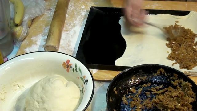 Пирог с капустой и пирог со сливовой начинкой!!! смотреть онлайн