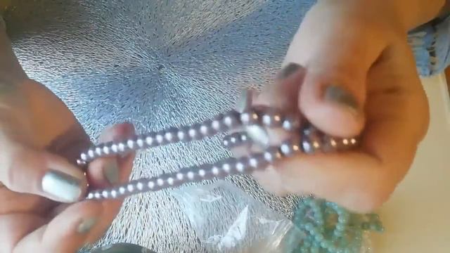 Посылки из магазина "Дом бусины"и "Стильная штучка' смотреть онлайн