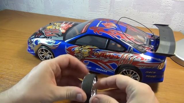 Машинка на радиоуправлении Drift на улице смотреть онлайн