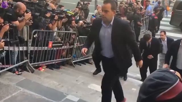 У Лионеля Месси аутизм? Причем здесь синдром Аспергера? Вообще-то нет! / Илья Рожков / Другой Футбо смотреть онлайн