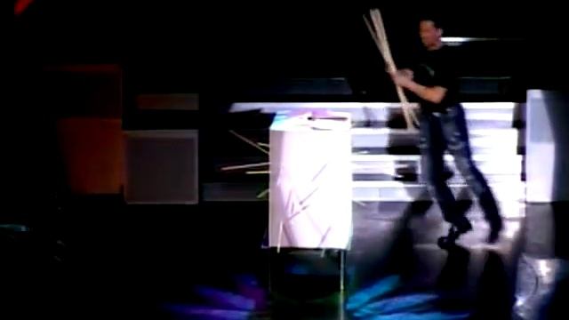 Justino & Daniela (Extreme Vegas) performs The Spike Box! смотреть онлайн