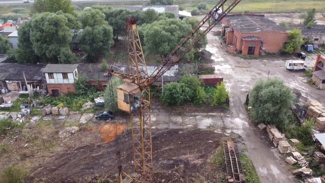 Брошенный раритет. Башенный кран КБ 309 смотреть онлайн