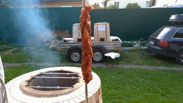 ШАШЛЫК-КОСИЧКА из свиной шейки и Классический СОЧНЫЙ ШАШЛЫК с картошкой, ВЫПЕЧКИ в ТОНИРЕ (ТАНДЫРЕ) смотреть онлайн