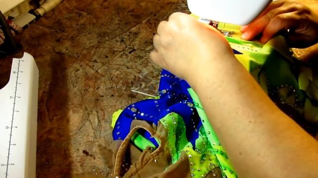 как пришить юбочку на купальник для гимнастики смотреть онлайн