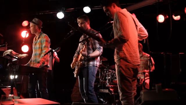 No Can Dudes - Bearings смотреть онлайн