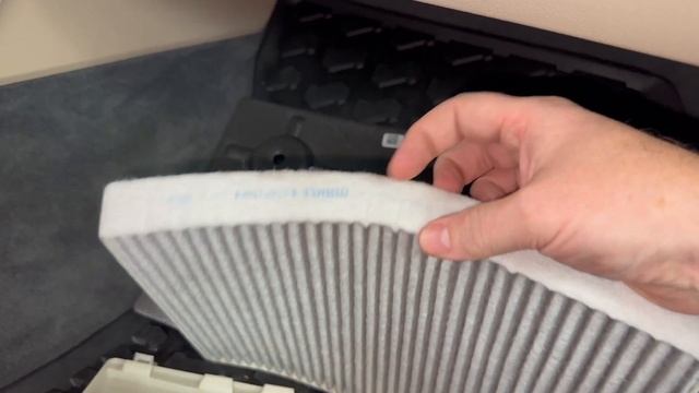 2018 - 2020 Audi Q5 Cabin Air Filter Replacement - How To Replace Or Change Q5 AC Filter Location