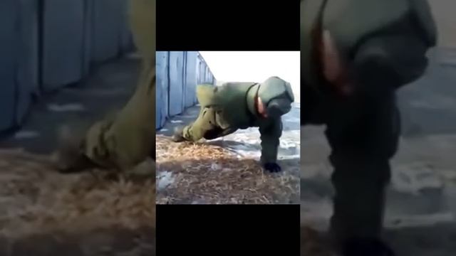 Солдат отжимается без рук?????? смотреть онлайн