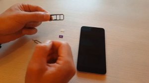 Как вставить СИМ карту в телефон Xiaomi (Сяоми)?