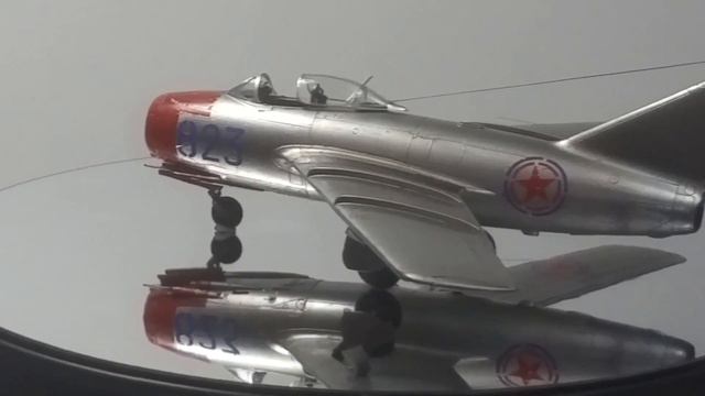 1/72 EDUARD MIG-15 Coming soon! смотреть онлайн