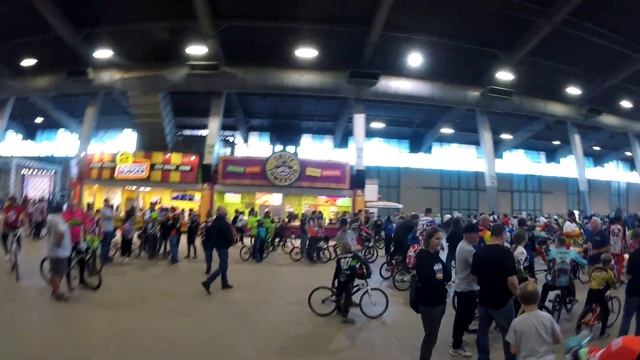 USA BMX RACE OF CHAMPIONS смотреть онлайн