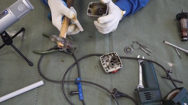 Разборка / сборка дрели ИЭ-1505Э смотреть онлайн