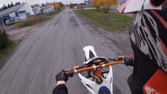 Full Throttle Wheelies смотреть онлайн