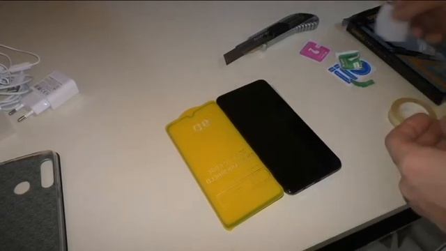 Как Наклеить Стекло На Телефон Huawei P30 LITE смотреть онлайн