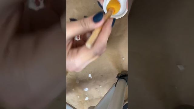 Такие елочные игрушки сможет сделать каждый / Новогодние игрушки своими руками / Декупаж на спилах смотреть онлайн