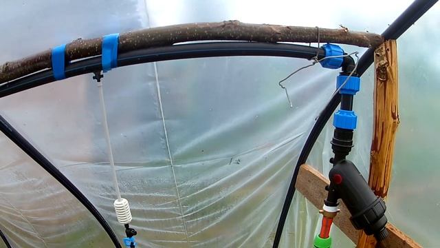 ТУМАН в теплице для зелёного черенкования.Самый простой вариант смотреть онлайн