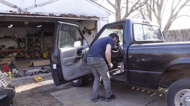 NO MORE MOLD! My $800 Ranger gets FRESH carpet! (and it's a nightmare) смотреть онлайн