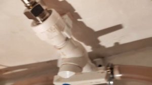 Отопление в частном доме. Расширительный бачок. Сбросник воздуха.