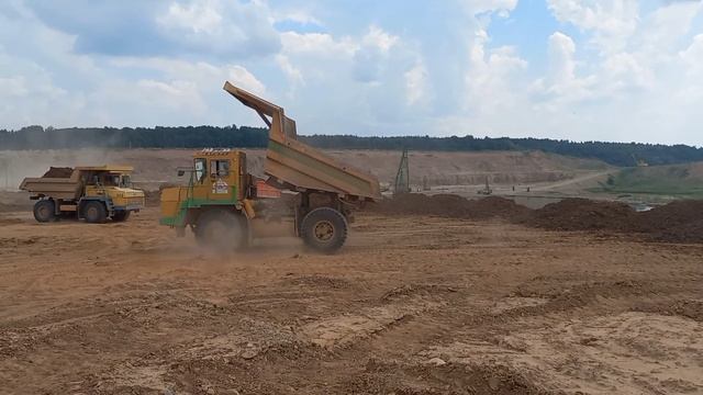 белаз в карьере,  жизнь белаза, белаз, #беларусь #россия #белаз #карьер