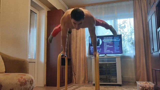 Минутный воин. Отжимания в горизонте. смотреть онлайн