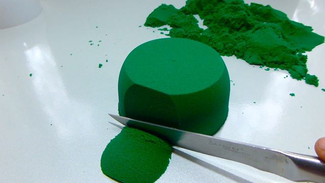Цветной Кинетический песок. Видео обзор песка. Kinetic Sand. смотреть онлайн