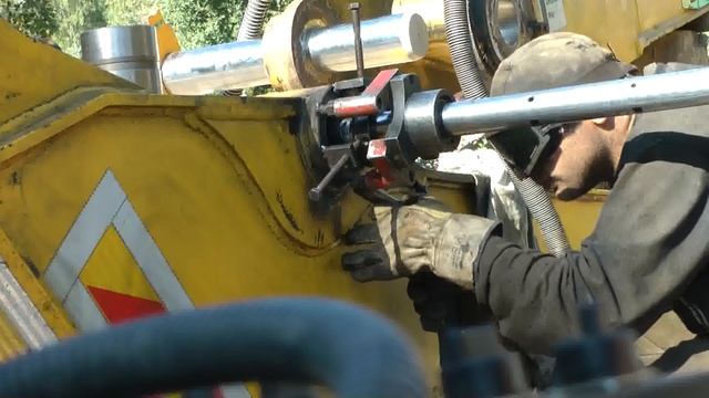 Восстановление отверстий наплавочно-расточным станком