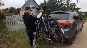 Крепление для перевозки 3-х велосипедов на фаркопе автомобиля INTER