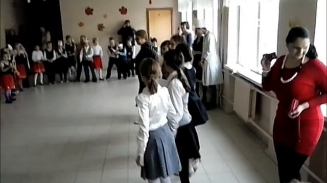 Школа № 5. Осенний праздник первых классов (30.10.2014) смотреть онлайн
