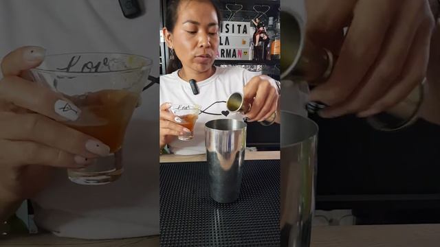Refrescate con un Huracan🤤🍹(coctel clasico)😋 смотреть онлайн
