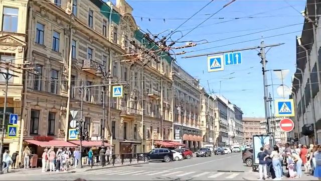 Вот это да!-Оранжерея на Синем мосту!Цветочно-речной Петербург. смотреть онлайн