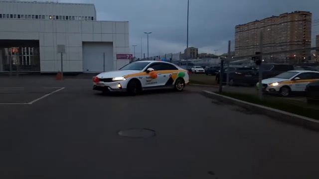 Яндекс Такси Москва 2022 смотреть онлайн