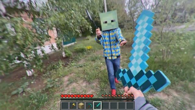 Minecraft In Real Life POV Zombie Battle Minecraft En La Vida Real In Real Life