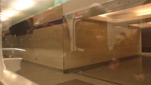 Новый информатор на Фрунзенско-Приморской линии (5 линия) метро Санкт-Петербурга