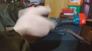 Ремонт колеса у чемодана