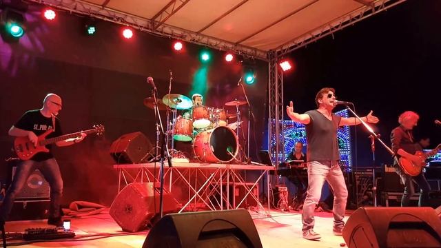 Fuori...Tempo Libera Nos A Malo Cover Luciano Ligabue смотреть онлайн